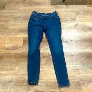 Universal thread jeans
